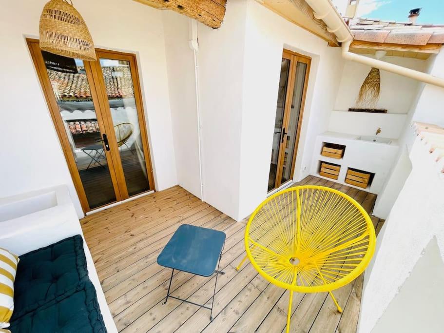 Maison Charmante Avec Terrasse, 2 Chambres マルセイヤン エクステリア 写真